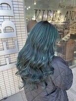 バイブアンドアネックス(VIBE & ANNEX)&nbsp;【★AOI★】ハイライト/ターコイズ／レイヤーカット/横浜/石川町