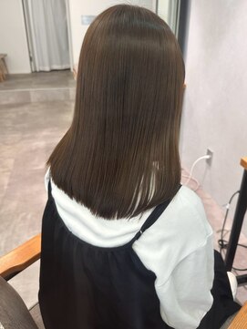 ミュラ(mulah) 透明感カラーヘーゼルベージュ*艶髪ヘルシーカラーロング