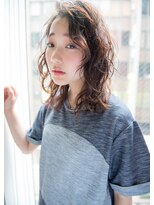 オーガスト ヘア ネイル(AUGUST hair nail)&nbsp;くせをいかしたセミウェットスタイル