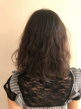 ロンド 銀座(Lond) ☆ロンド斉藤☆アッシュベージュのゆるふわロング