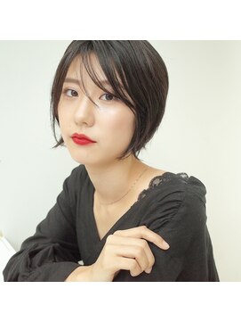 ロスタークラス(ROSTAR class) オシャレショートボブ