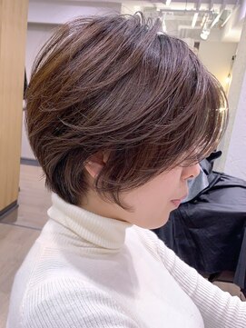 アヴァロン(AVALON) 30.40代にオススメ× フワッと束感×くびれショート◎