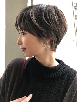 アトリエ フェム(atelier.fem) コンパクトなカジュアルショート