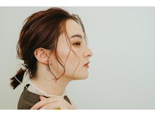 目鼻立ちをも引き立てる【小顔カット】で第一印象がより華やかに変わる☆