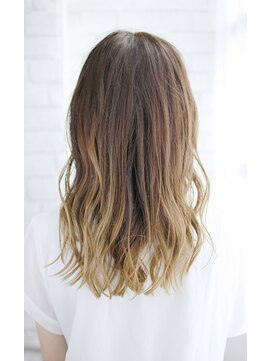 シュシュット(chouchoute) 髪質改善前髪インナーグレージュピンクベージュマチルダボブ/073