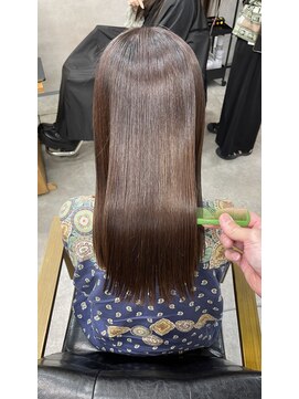 モイ(moy) 髪質改善/酸性ストレート/ハイトーン/縮毛矯正/浅草/田原町/蔵前