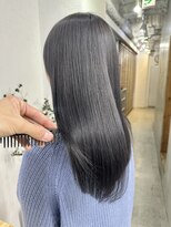 キラ 原宿(KILLA)&nbsp;ダブルカラーレイヤーカットシルバーグレーベージュ◎