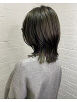 ヘアースペースブルーム プリュス 石橋店(HAIR SPACE BLOOM plus) 石橋阪大前/オリーブグレー/緑メッシュ/デザインカラー/艶カラー