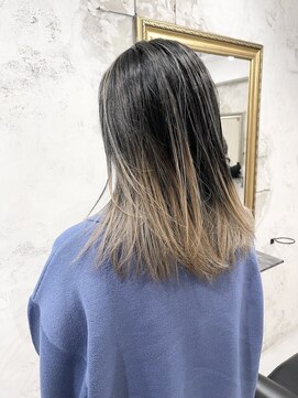 プーラヴィーダ(Pura Vida) ハイライトグラデーション