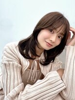 韓国オリーブカラーオリーブベージュ顔まわりレイヤー前髪パーマ