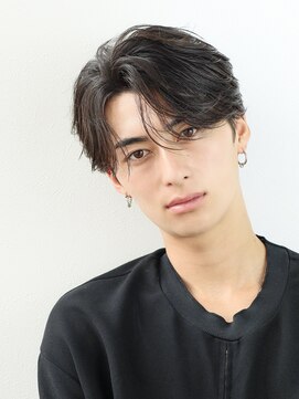 韓国ヘアカルマパーマコンマバングセンターパート黒髪ニュアンス