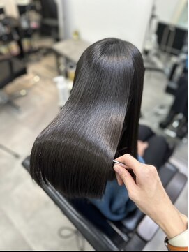 シンカ(shinka) うる艶ストレート＋シアーブラック