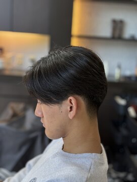 エクシア 六甲道店(EXCIA) 曲がる縮毛矯正センターパート