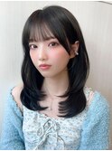 後れ毛が可愛い顔周りレイヤー/ナチュラルアッシュ/顔周り