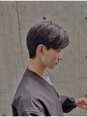 かき上げヘア　ニュアンスマッシュ　センターパート　ビジネス