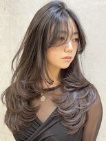 ヨロ 渋谷(YOLO)&nbsp;韓国ヘアーハッシュカットレイヤーカットハイライトカラー