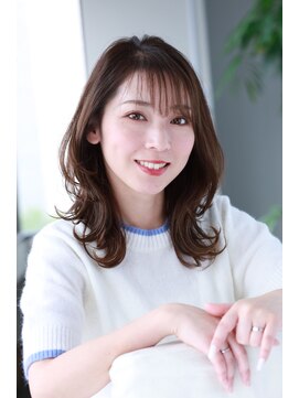 アンヘア(unhair) レイヤーミディ