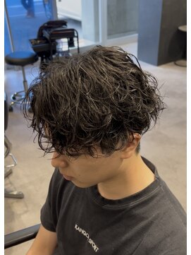 ウルバイササ(URU by SASA) シャドウパーマ