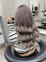 エミーバイモアムー(Emmie byMoremuu)&nbsp;【埼玉YU-TA ギャルスタイル】