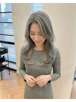 ハーツオオサカ(HE:ARTS OSAKA)&nbsp;柔らかく抜ける韓国ハイトーンカラー