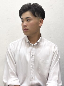 セルカ 新宿(CERCA) フェード風メンズカット［CERCA新宿/新宿西口］