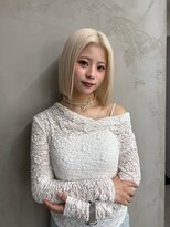 リエンス(RIENS)&nbsp;【RIENS】ハイトーンボブ×センター分け