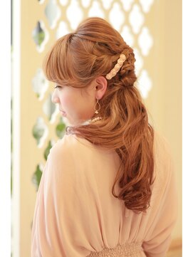 アールドレッサー(R-DRESSER) 編み込みゆるアレンジ