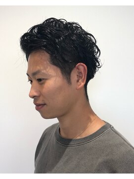 大きめカールメンズパーマ L イル Ill のヘアカタログ ホットペッパービューティー