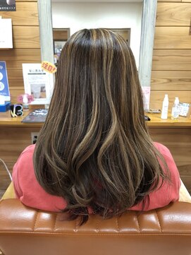 クロック バイ オハナ(Clock by Ohana) おしゃれハイライト＋インナーカラー