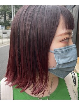 スタイル 袋町(STYLE) 切りっぱなしボブ × グラデーションチェリーピンク