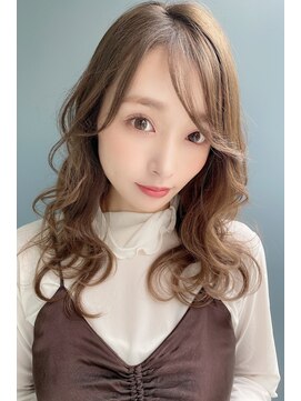 クーエフー(coo et fuu) フェザーバングのセミロングで大人かわいいスタイル♪藤沢