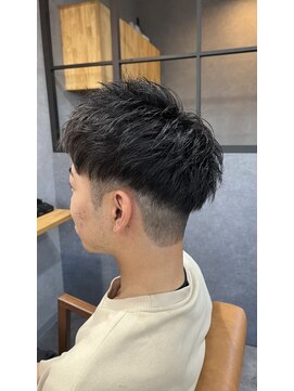 ベース(Bass) ツーブロックショート