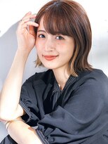 ヘアリゾート粋 新宿三丁目本店&nbsp;【Miyuki】くびれミディアム×イヤリングカラー