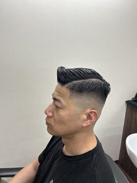 グリーン ザ バーバー(GREEN THE BARBER) サイドパート
