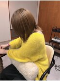 柔らかベージュ