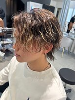 キング 楠葉店(K!ng)&nbsp;波巻きツイストスパイラルパーマ/フェザーパーマ/眉毛/メンズ