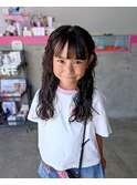 小学生；ロングパーマ