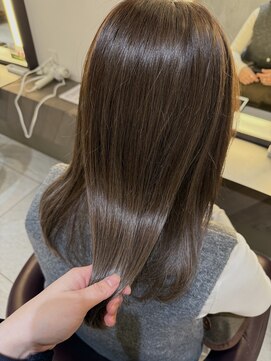 【札幌/impression佐藤】繊細なハイライト/シルバーグレージュ