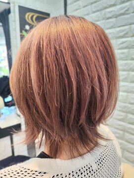 ヘアースタジオ ジェイワン(hair studio J ONE) 30代40代50代/ホワイトピンク/くびれボブ/外ハネボブ/白髪ぼかし