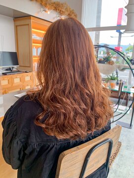 ユラギ フロム ユイマァル 倉敷(YURAGI from YUIMARL) 酸性でコテ巻き風パーマ♪