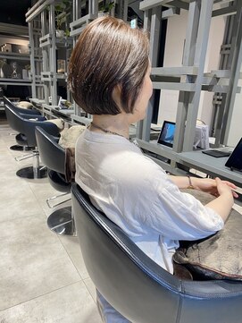 ディーエックス スリー(Dxxxx III) ミセスショートkenta