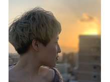 ヘアデザインオピウム(Hair Design OPIUM)の雰囲気（外には広い屋上バルコニーがあり、暖かい時期には外でcafetimeも）