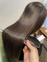 スリール(Sourire)&nbsp;大人かわいい美髪ケア×髪質改善エステ♪長岡京スリール