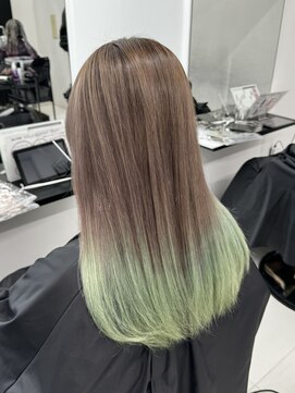 アライブ キチジョウジ(ALIVE Kichijoji) ワンポイントでお洒落なグラデーションカラー！