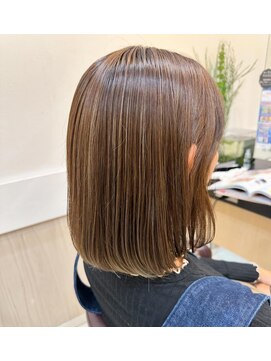 カール 鶴川店(K：R) 柔らかベージュカラーとハイライト