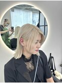 ホワイトベージュ