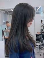 ニトバイアンキシム(nit by ahnkism)&nbsp;【レイヤーカット】韓国ヘア顔まわりカットロングレイヤー堀江