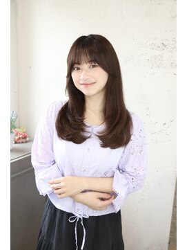 フォルテ 榛原パームス店 大人ガーリーダークアッシュ似合わせカットミディアムレイヤー