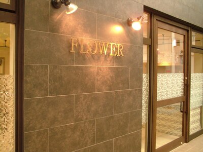 FLOWERの外観です。