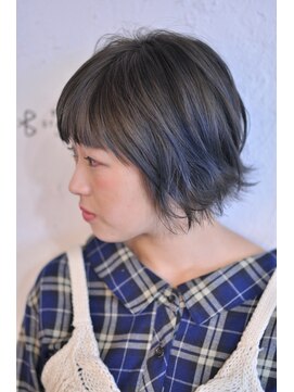 トリックスタンダードナチュラル(TRICK STANDARD Natural) グレージュ外ハネボブ